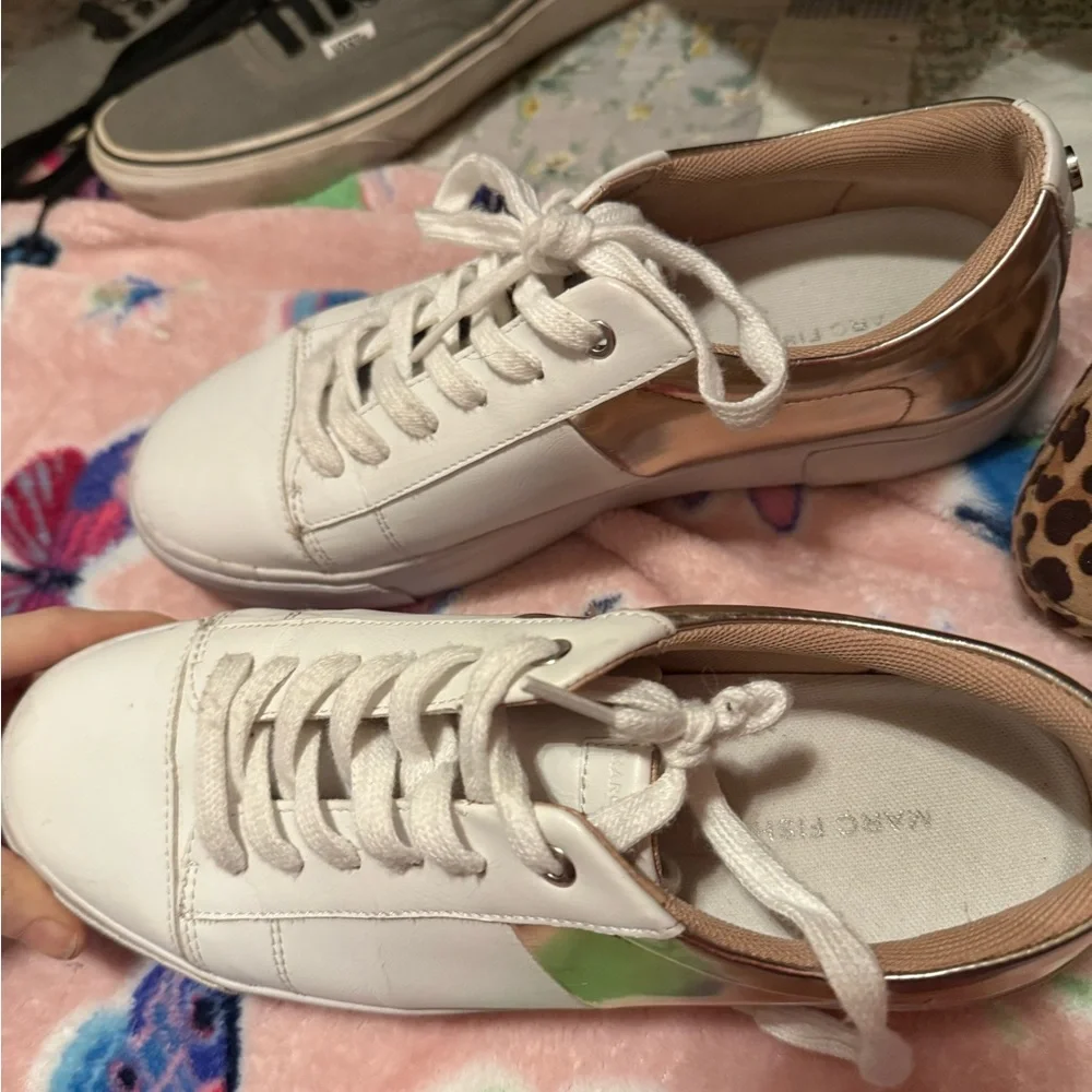 SOLD Marc Fisher Stylish White pink rosegold Women's platform Sneakers - Picture 2 of 6